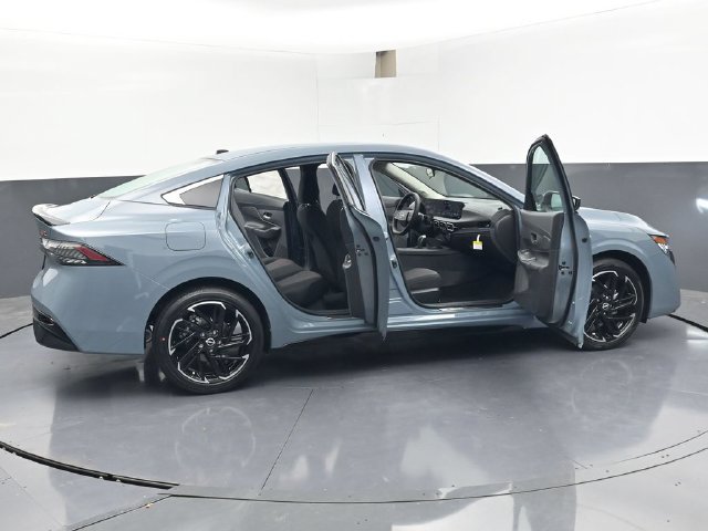 New 2026 Nissan Sentra SR w/ Floor Mat Package FWD image 48