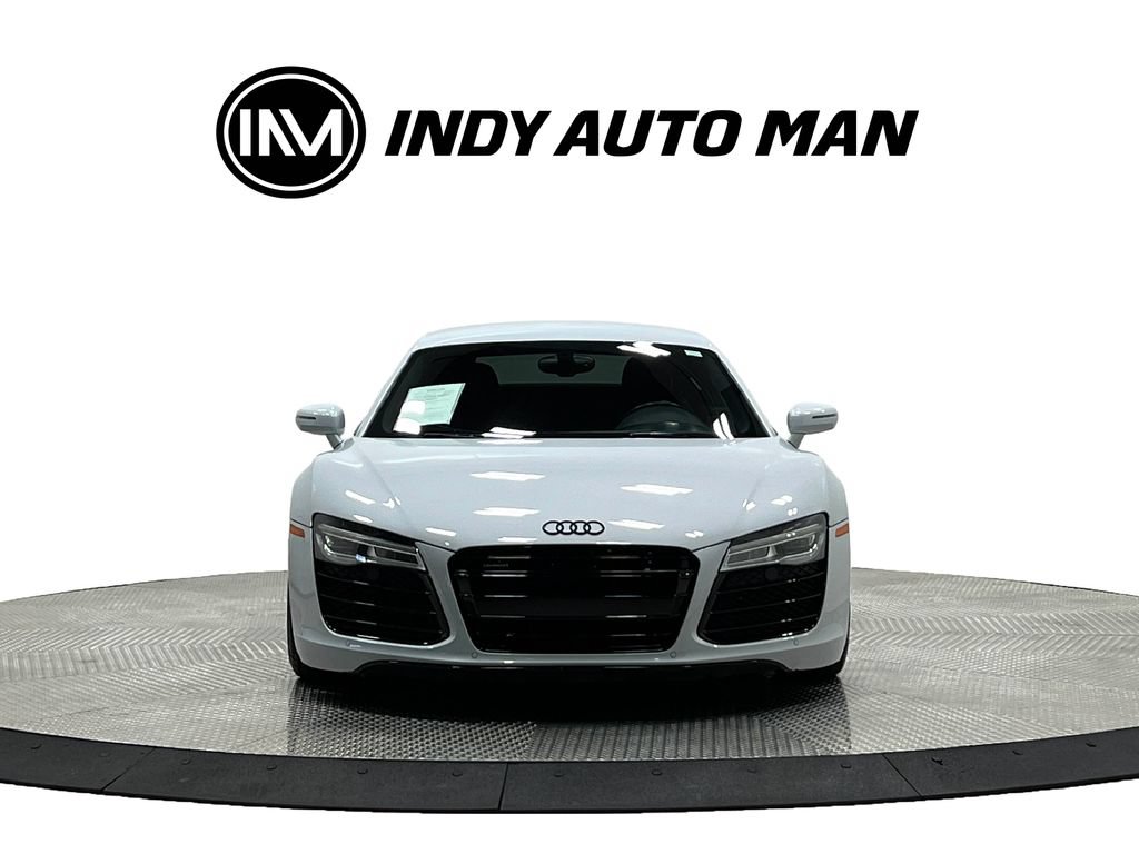 Used 2015 Audi R8 V8 w/ Extended Leather Package AWD/4WD image 10