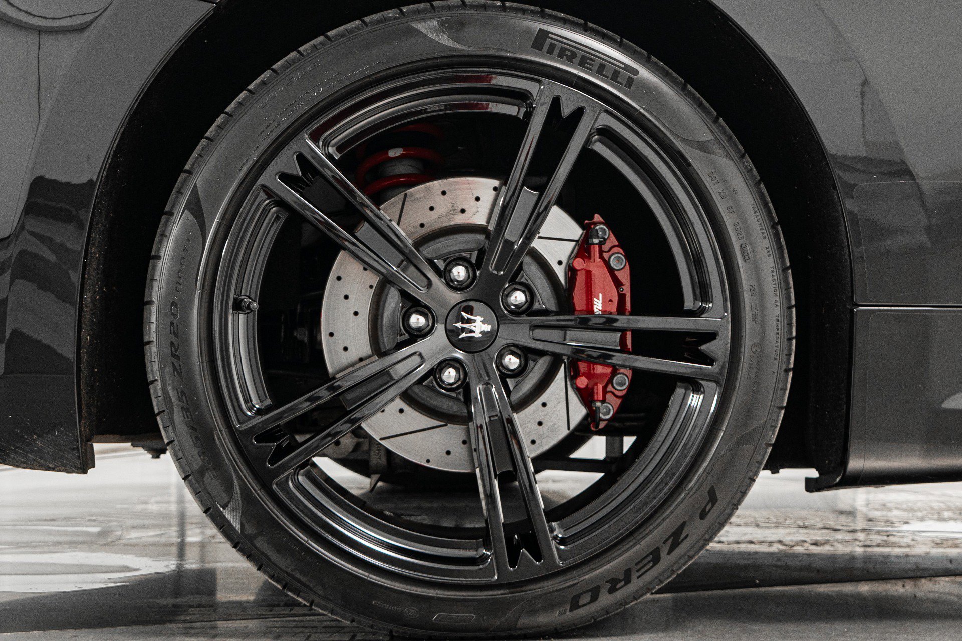 Used 2019 Maserati GranTurismo MC image 44