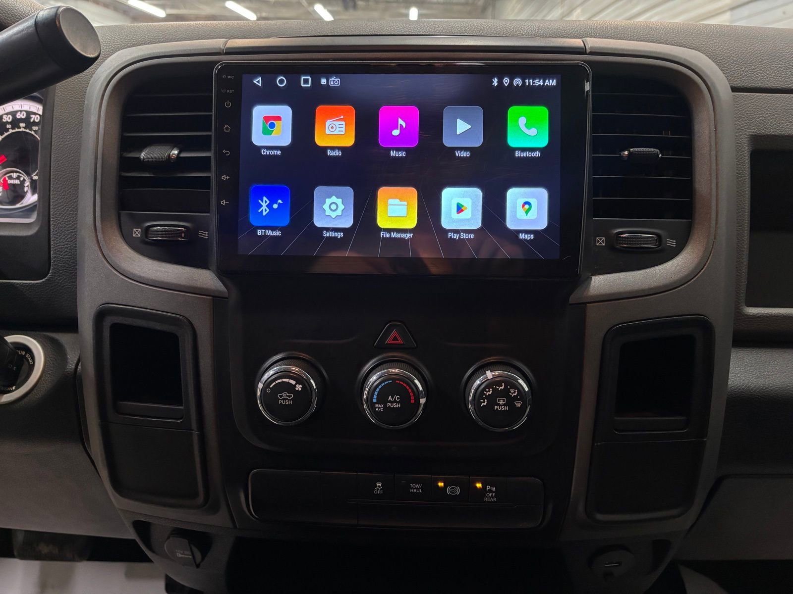 Used 2016 RAM 3500 Tradesman w/ Chrome Appearance Group image 17