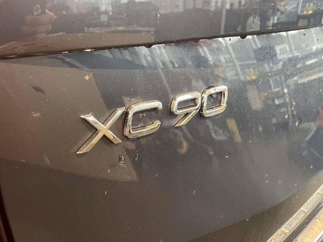 New 2026 Volvo XC90 B6 Plus w/ Protection Package Premier AWD/4WD image 8