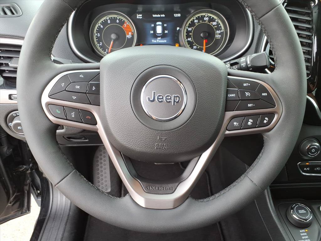 Used 2022 Jeep Cherokee Limited AWD/4WD image 24