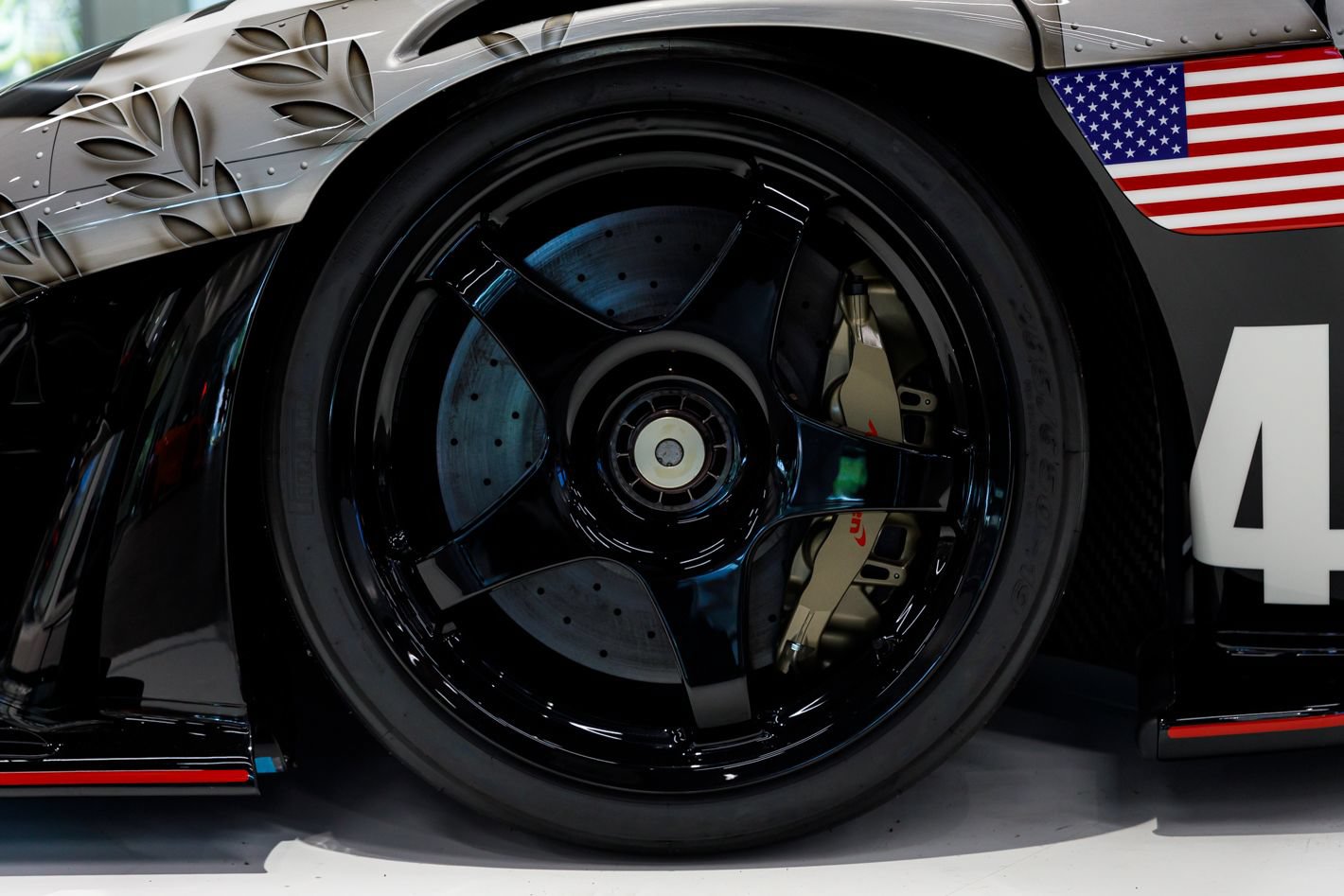 Used 2020 McLaren Senna RWD image 55