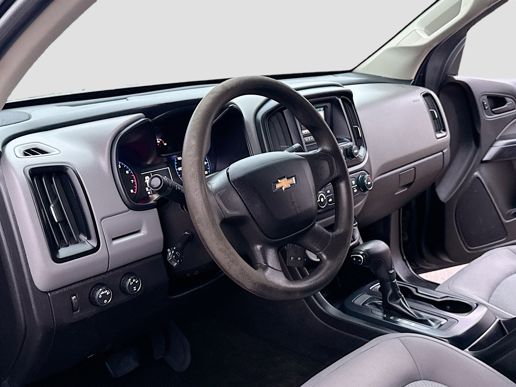 Used 2016 Chevrolet Colorado W/T image 4