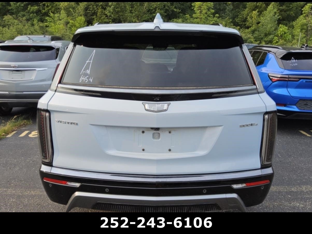 Used 2026 Cadillac Vistiq Sport w/ LPO, Floor Liner Package AWD/4WD image 5