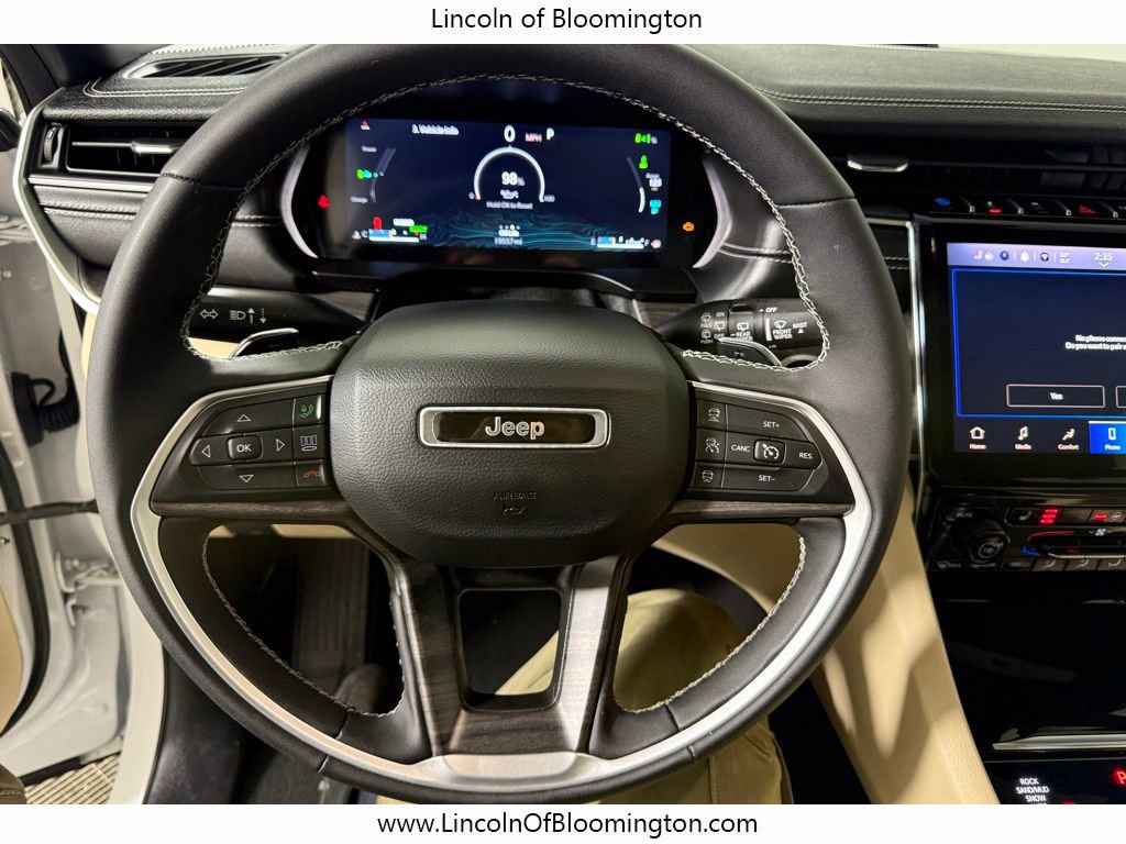 Used 2024 Jeep Grand Cherokee Limited 4xe image 25