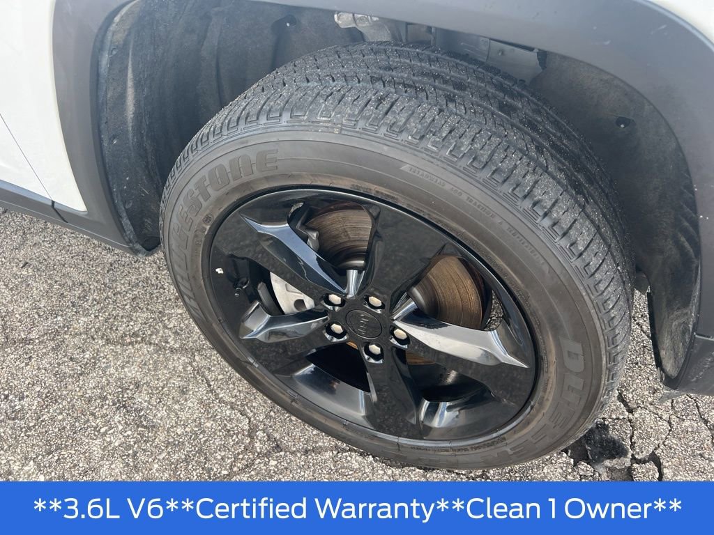 Used 2024 Jeep Grand Cherokee L Altitude image 31