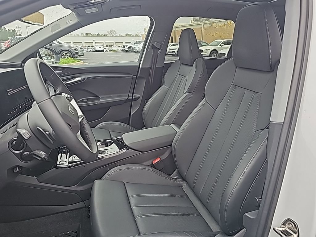 Certified 2025 Audi Q6 e-tron Premium Plus w/ Premium Plus image 3