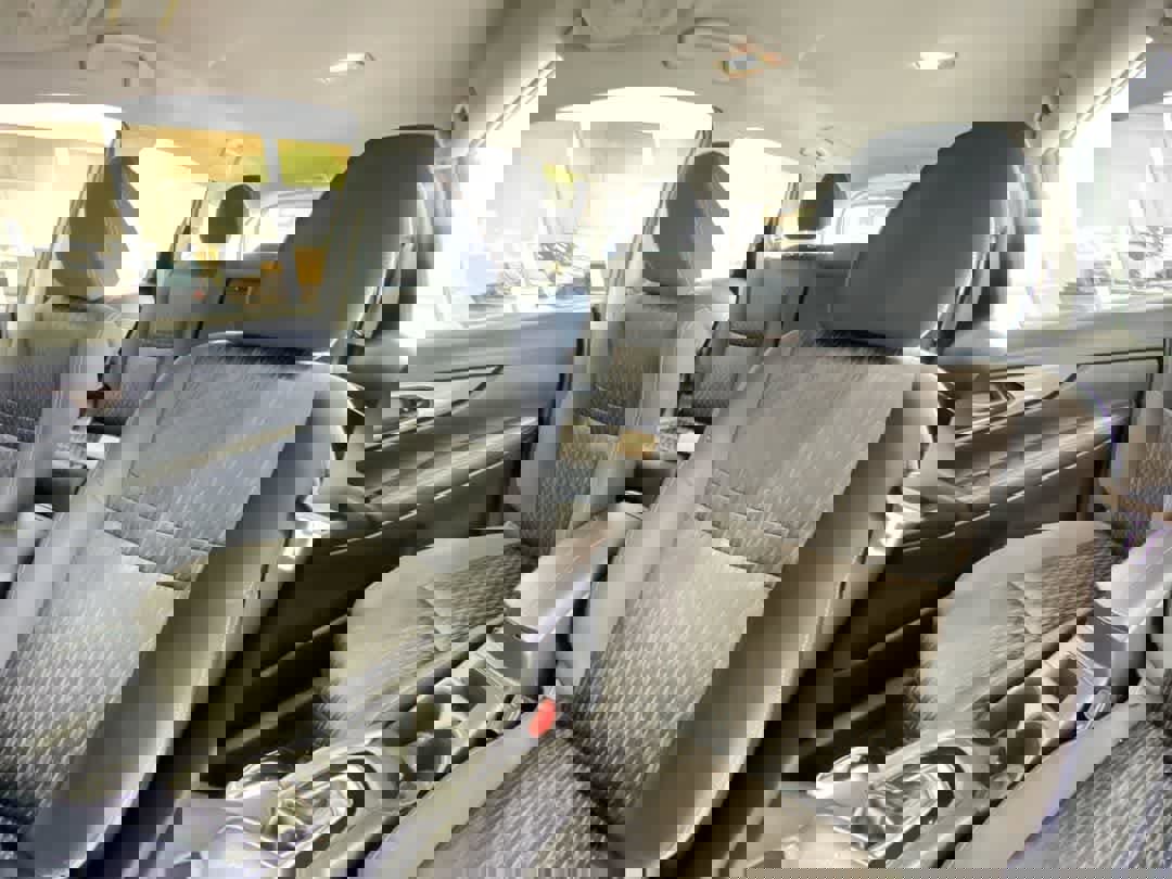 Used 2020 Nissan Rogue S image 14