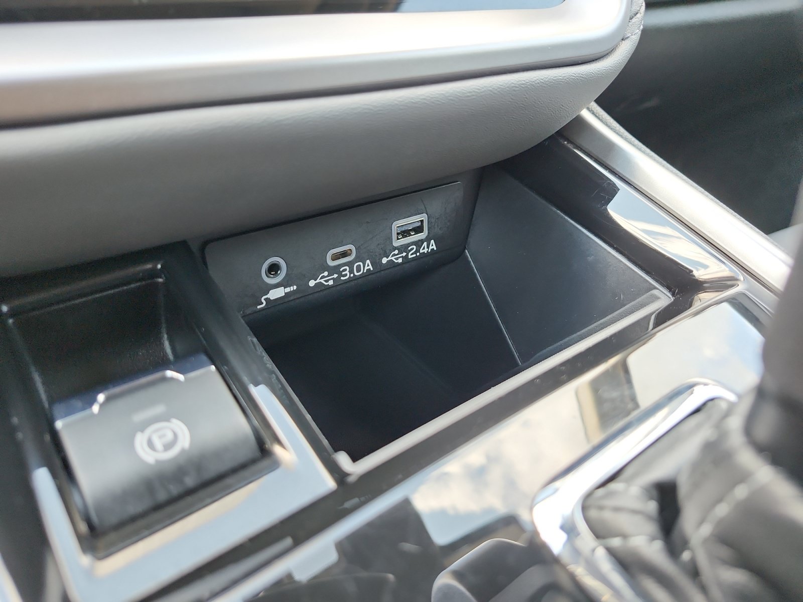 Used 2025 Subaru Outback Onyx Edition AWD/4WD image 21