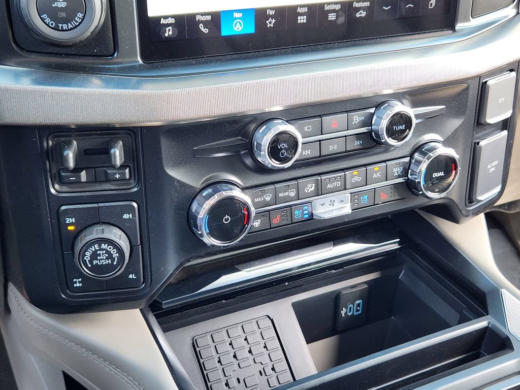 New 2026 Ford F350 Platinum w/ Platinum Plus Package AWD/4WD image 24