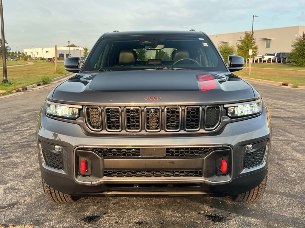 Used 2022 Jeep Grand Cherokee Trailhawk image 46