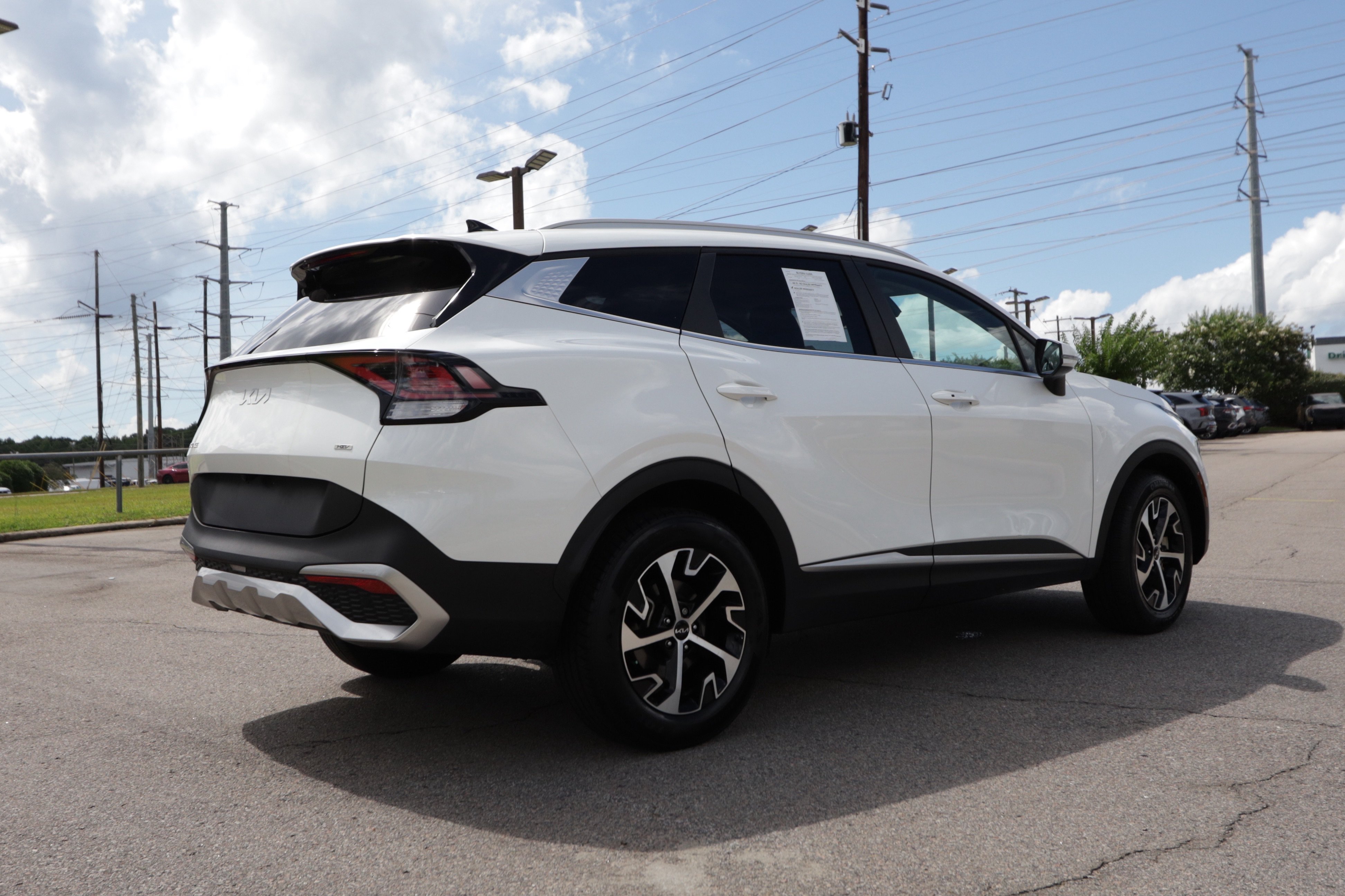 Used 2023 Kia Sportage EX AWD/4WD image 5