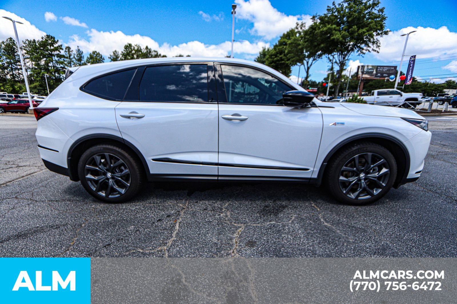 Used 2023 Acura MDX A-Spec image 11