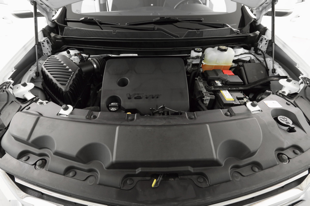 Used 2021 Chevrolet Traverse LT image 36