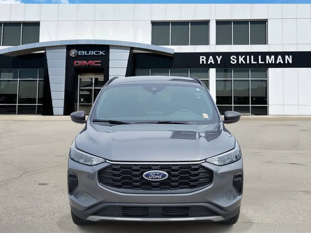 Used 2025 Ford Escape ST-Line AWD/4WD image 2