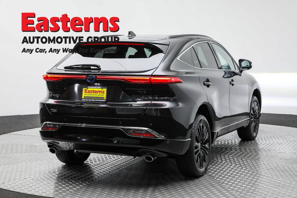 Used 2023 Toyota Venza Nightshade AWD/4WD image 5