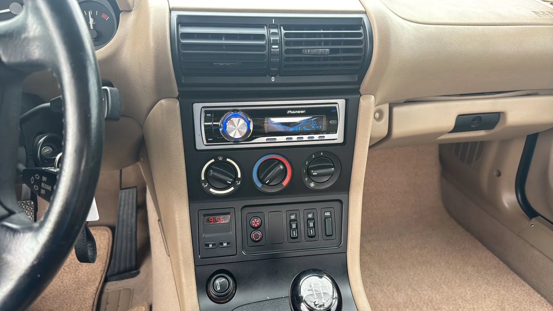 Used 1998 BMW Z3 1.9 RWD image 12