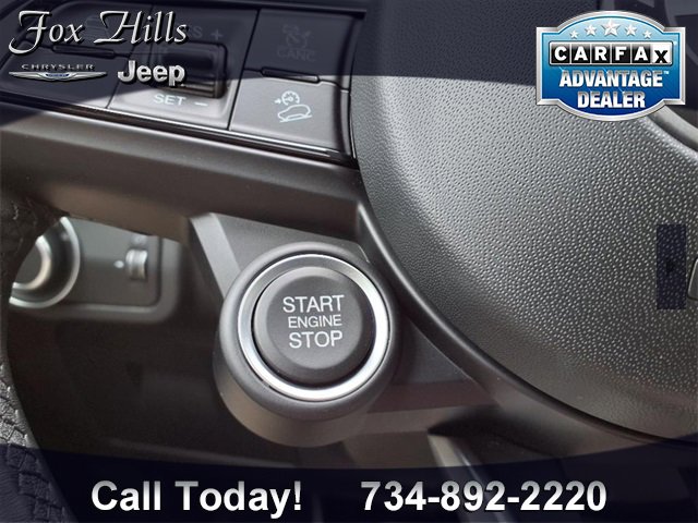 Used 2023 Alfa Romeo Stelvio Ti image 25