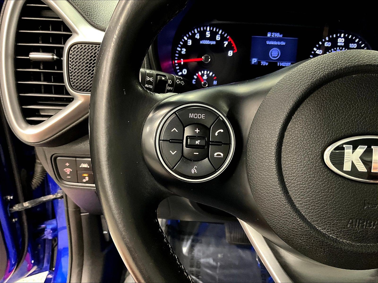 Used 2020 Kia Soul GT-Line w/ GT 2.0L Power Sunroof Package FWD image 11