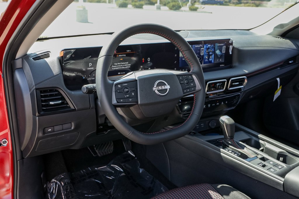 New 2027 Nissan Sentra SR FWD image 17