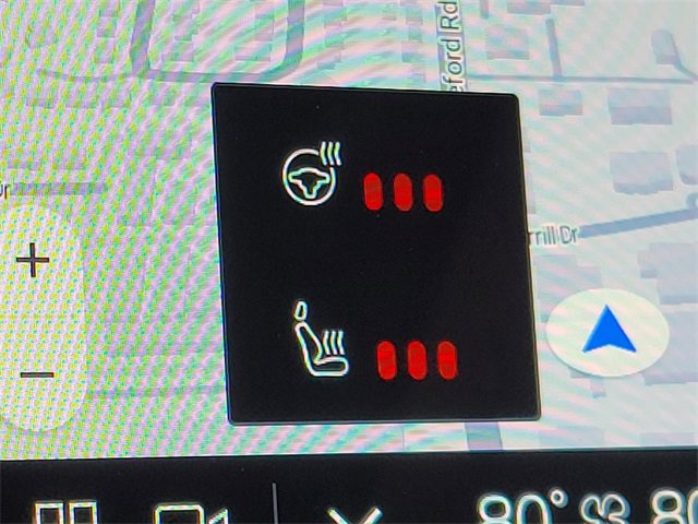 Certified 2025 Volvo XC90 B6 Ultra image 30