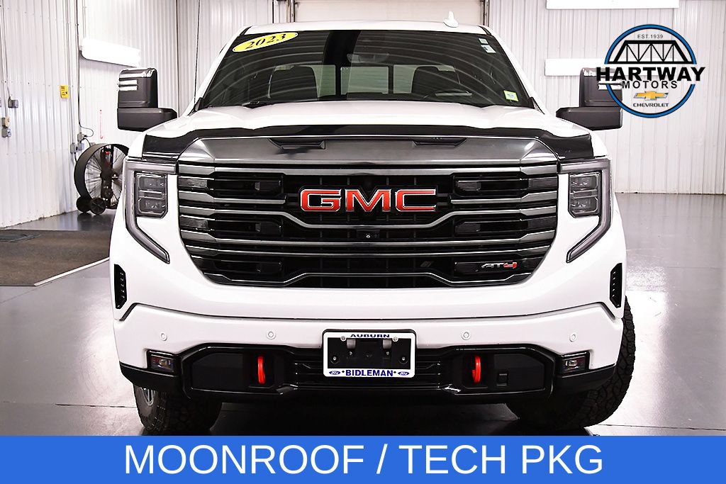 Used 2023 GMC Sierra 1500 AT4 w/ Technology Package AWD/4WD image 2