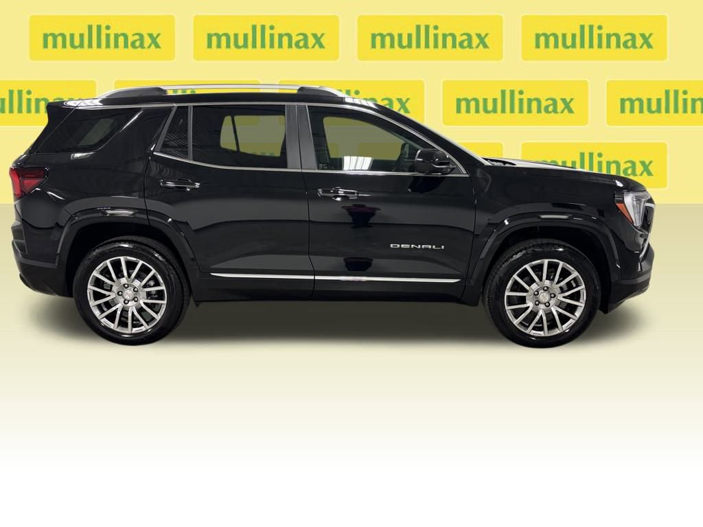 New 2026 GMC Terrain Denali w/ LPO, Floor Liner Package image 18