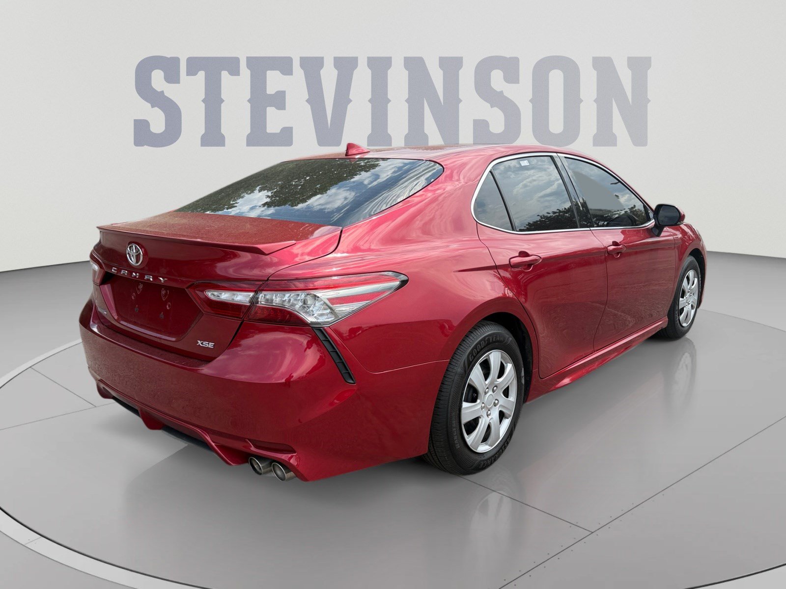 Used 2019 Toyota Camry XSE FWD image 5