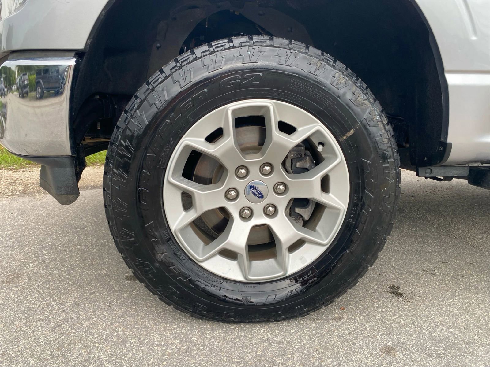 Used 2021 Ford F150 XLT w/ Equipment Group 301A Mid AWD/4WD image 12