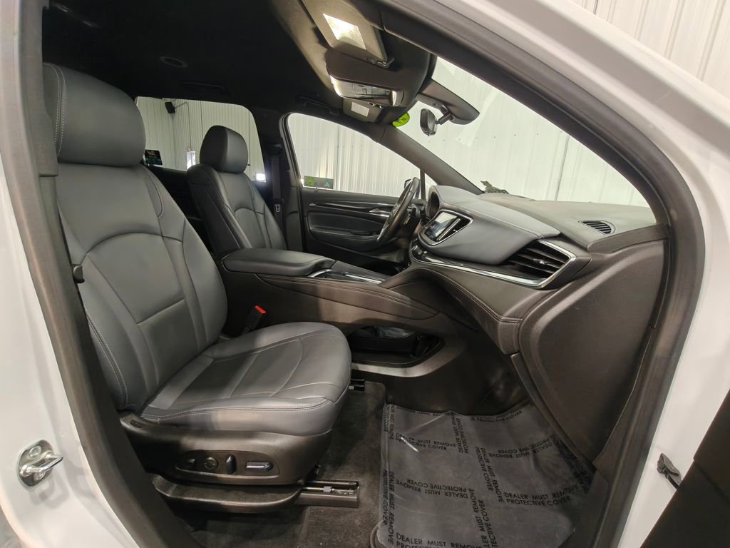 Used 2024 Buick Enclave Premium image 28