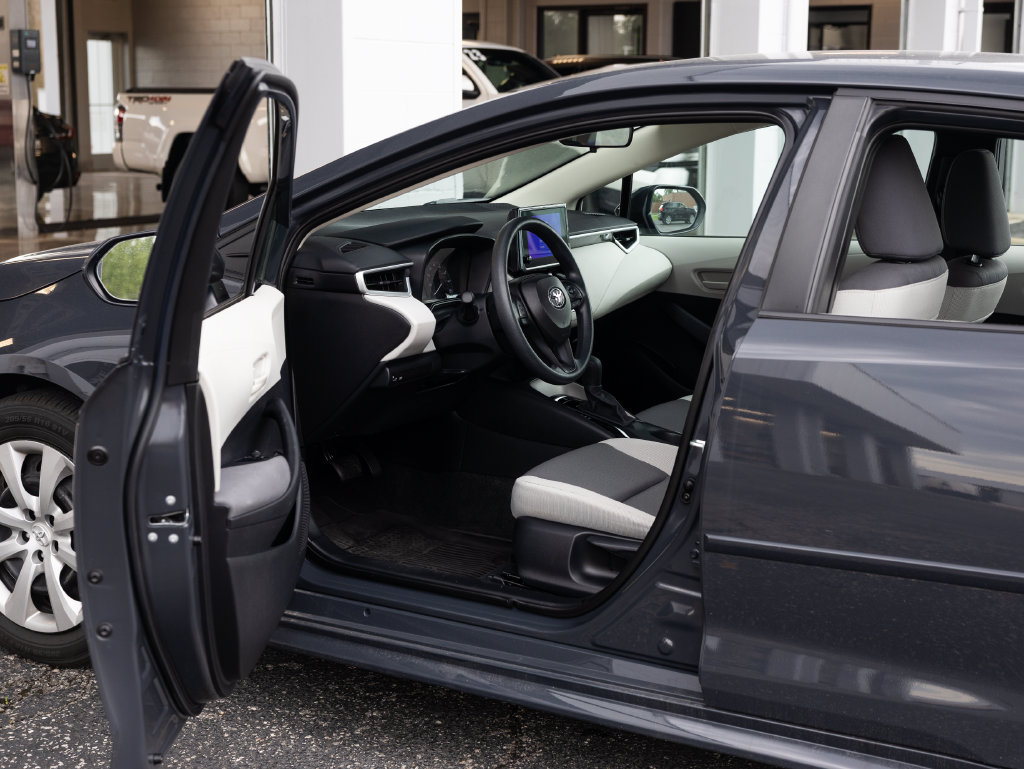 Certified 2024 Toyota Corolla LE FWD image 26