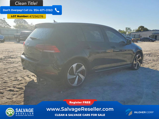 Used 2018 Volkswagen Golf 4-Door image 4