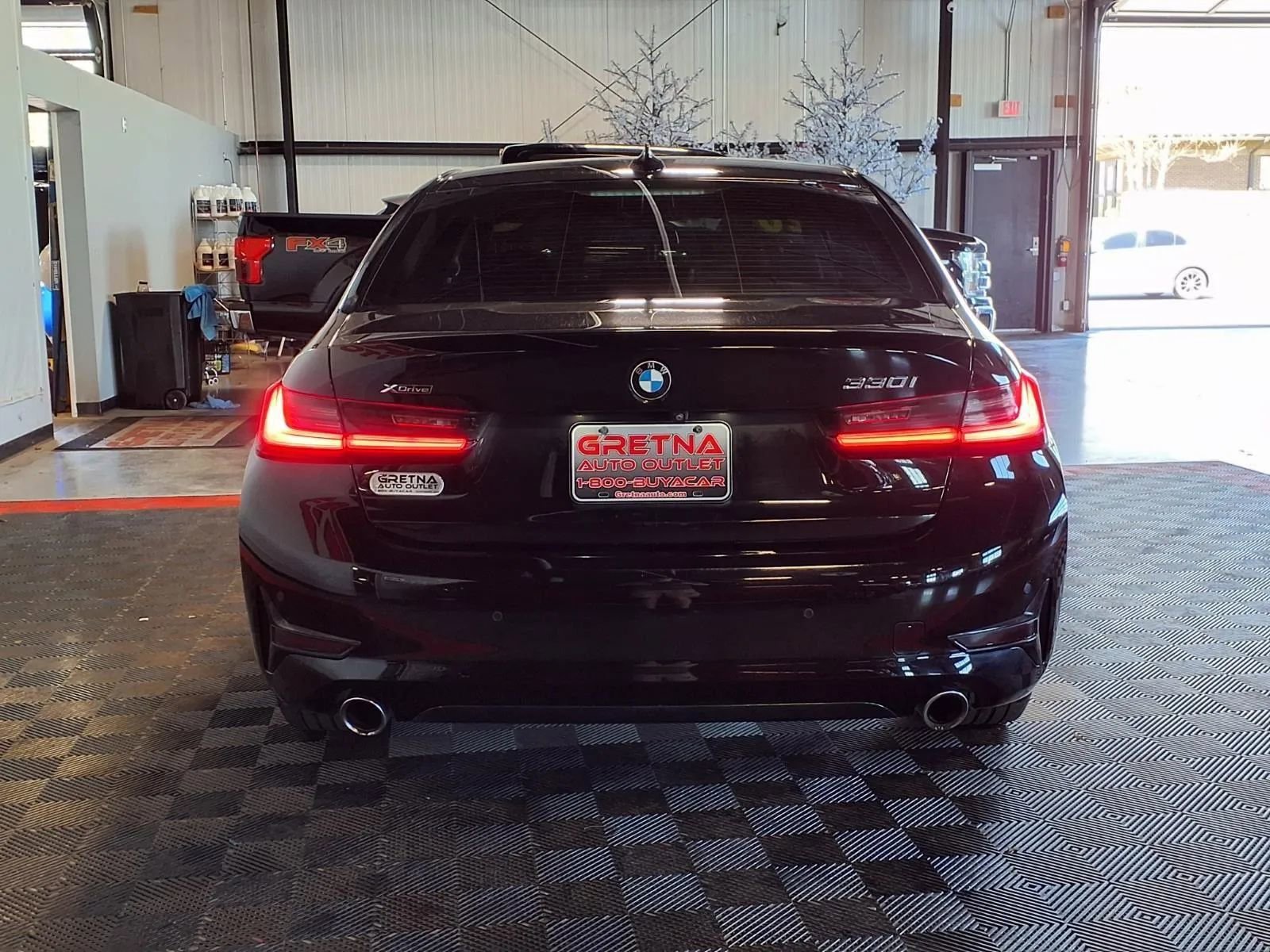 Used 2020 BMW 330i xDrive Sedan w/ Convenience Package AWD/4WD image 5