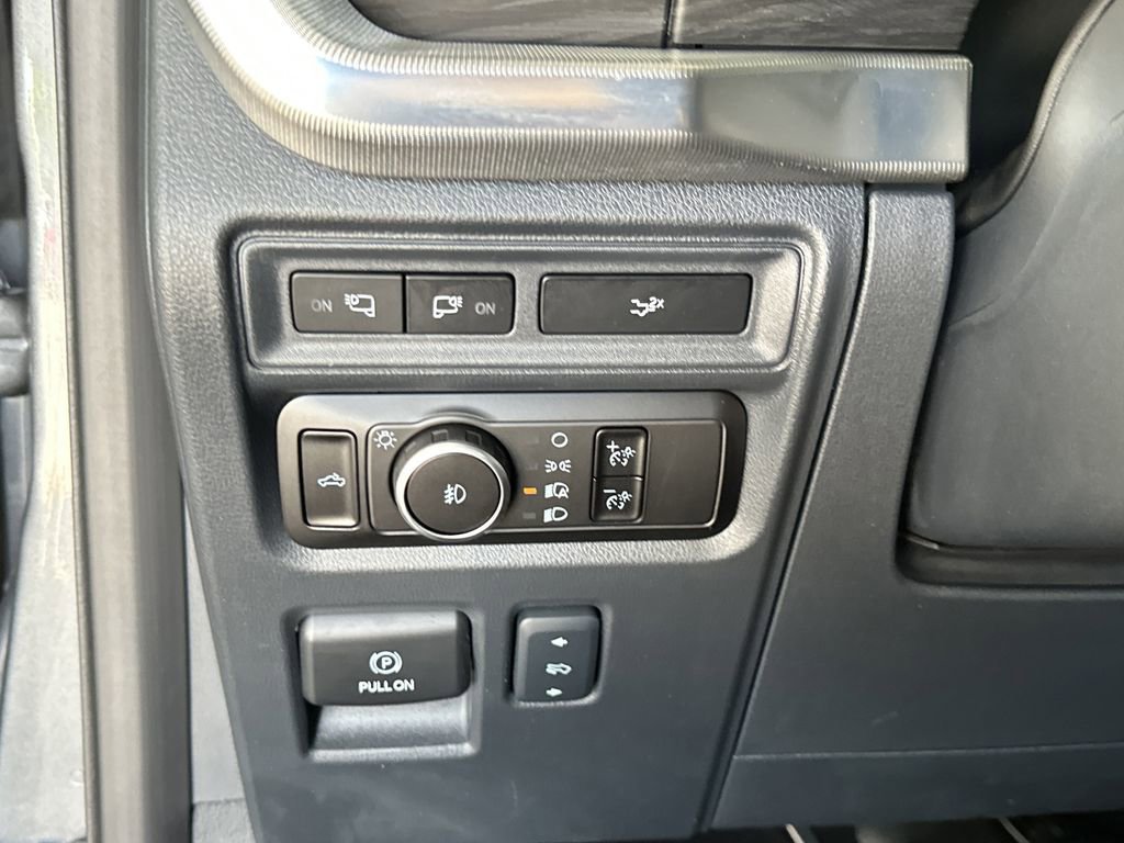 Used 2024 Ford F150 Lariat w/ FX4 Off-Road Package AWD/4WD image 20