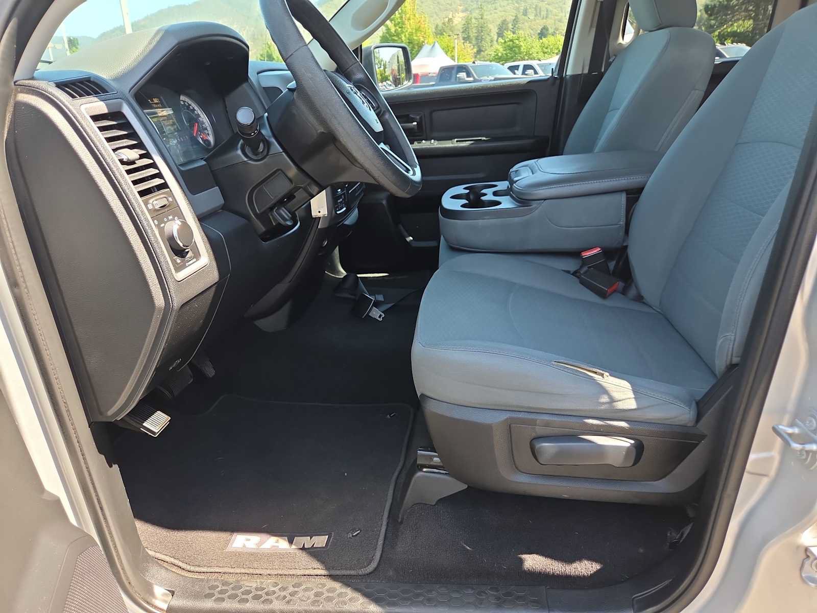 Used 2016 RAM 1500 Tradesman w/ Popular Equipment Group AWD/4WD image 19