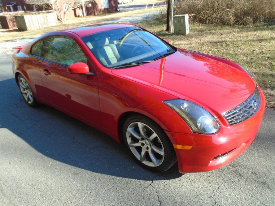 Used 2004 INFINITI G35 Coupe w/ Premium Pkg image 3