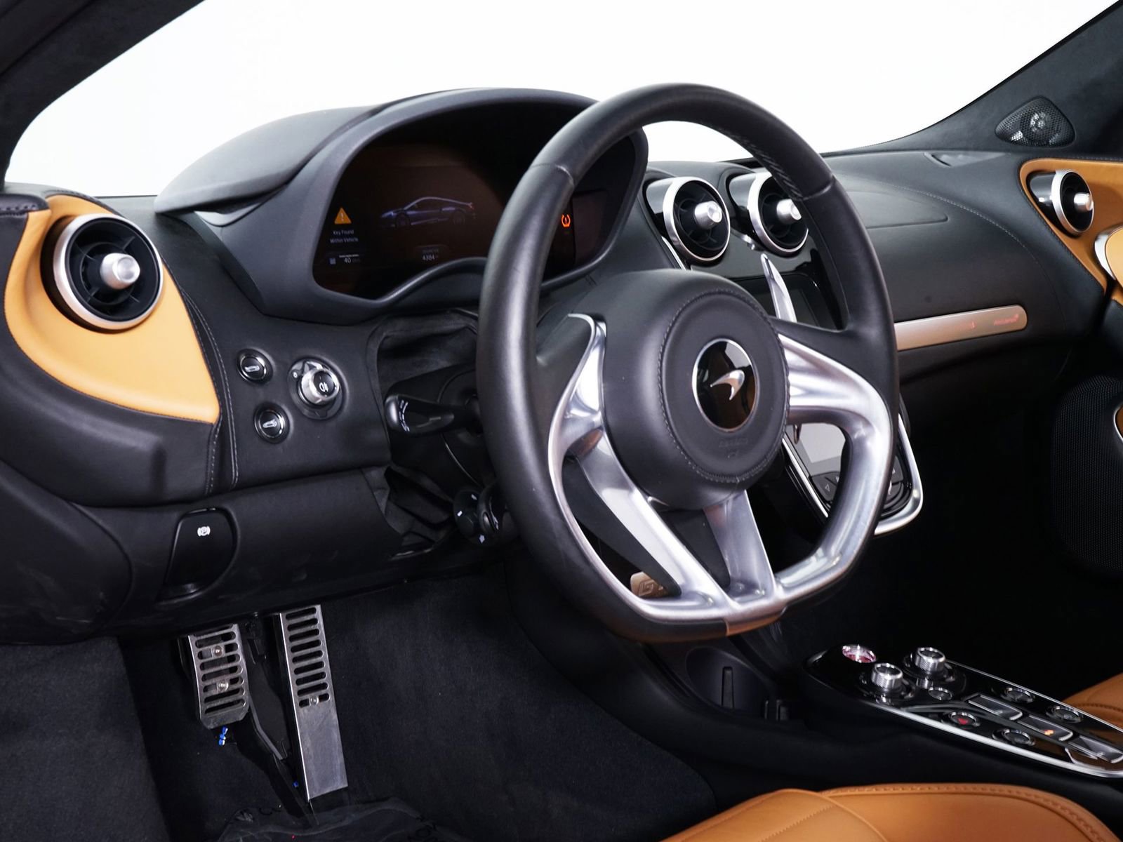 Used 2025 McLaren GTS image 5