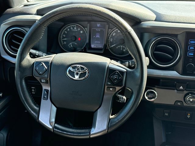 Used 2016 Toyota Tacoma TRD Sport w/ Towing Package RWD image 13