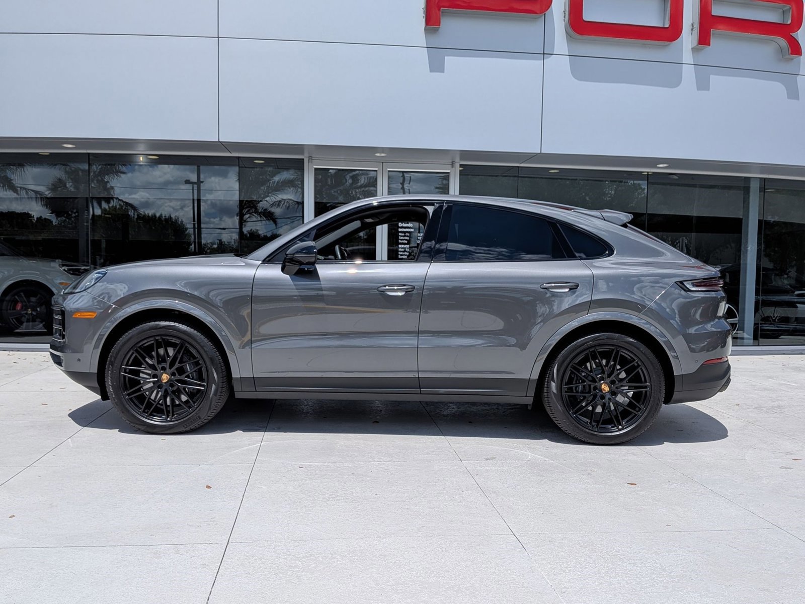 Certified 2025 Porsche Cayenne Coupe AWD/4WD video 2