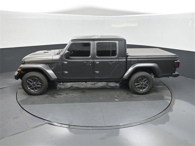 New 2025 Jeep Gladiator Sport image 31