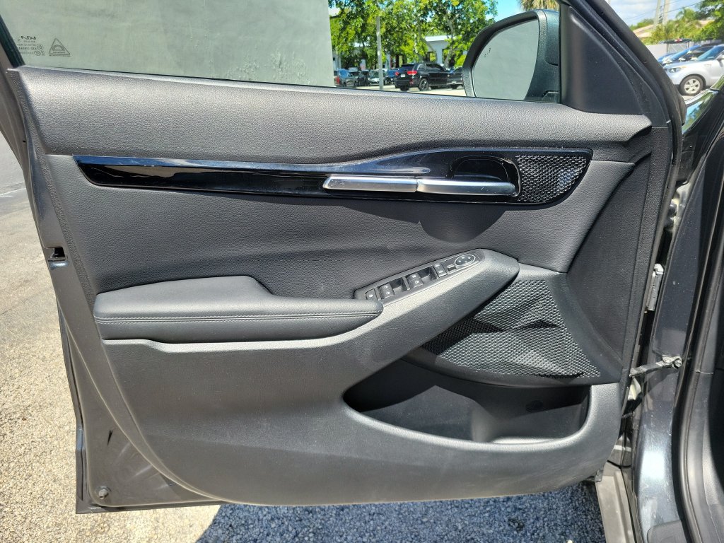 Certified 2024 Kia Seltos EX FWD image 14