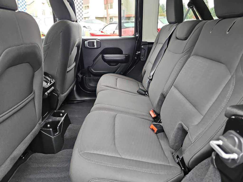 Used 2019 Jeep Wrangler Unlimited Sport S AWD/4WD image 34