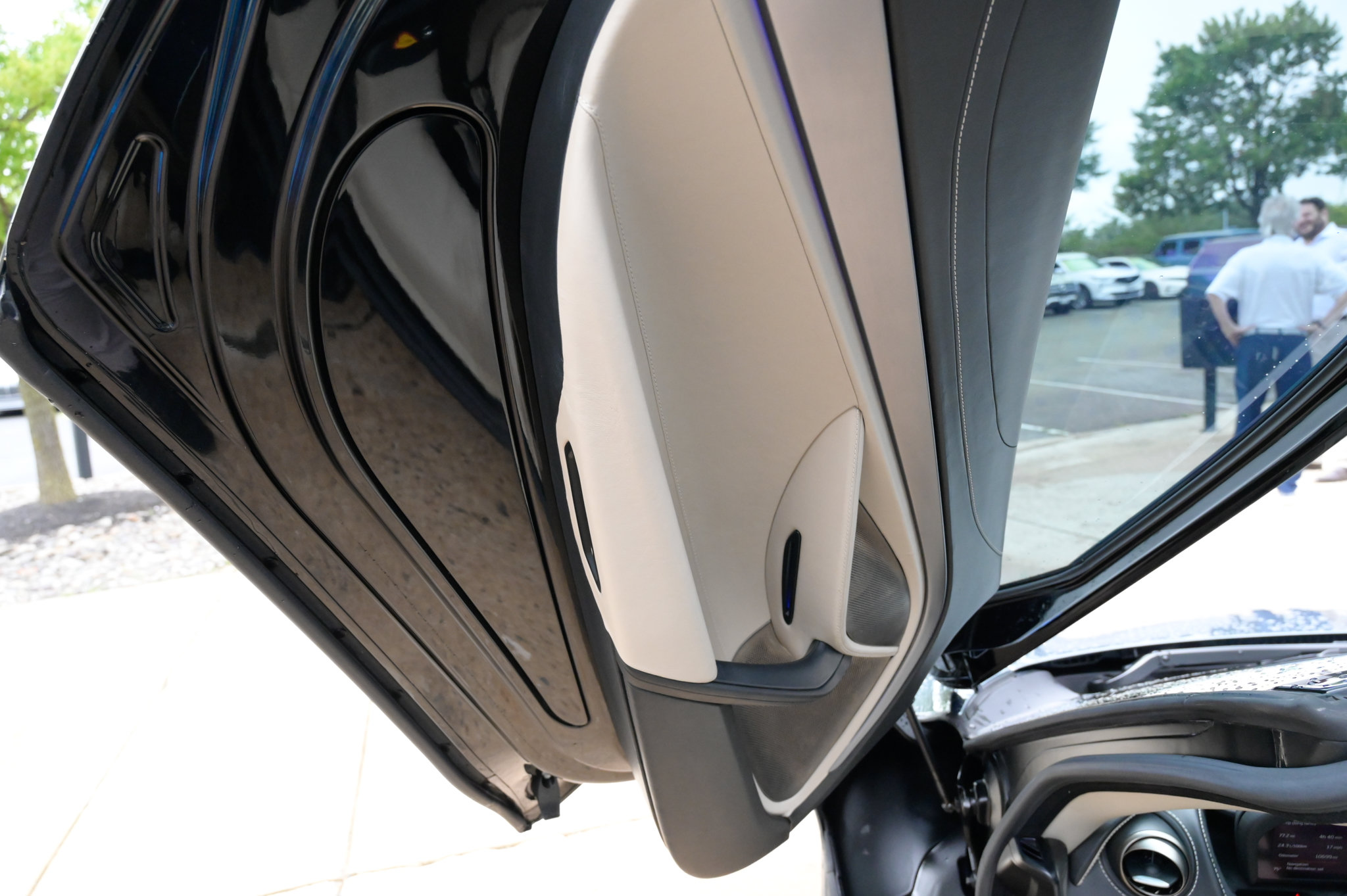 Used 2018 McLaren 720S Luxury RWD image 19