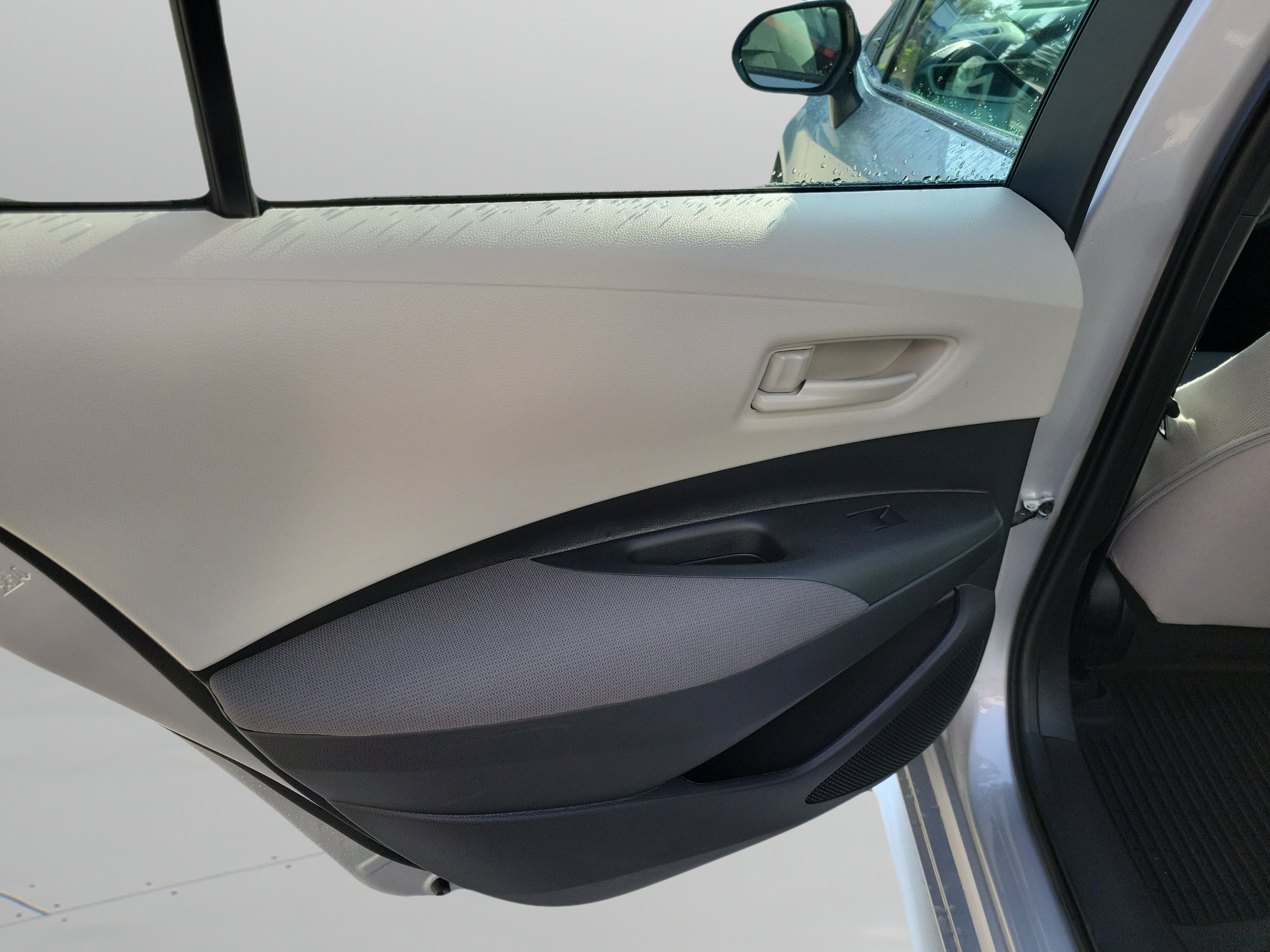 Certified 2026 Toyota Corolla LE w/ LE Premium Package FWD image 21
