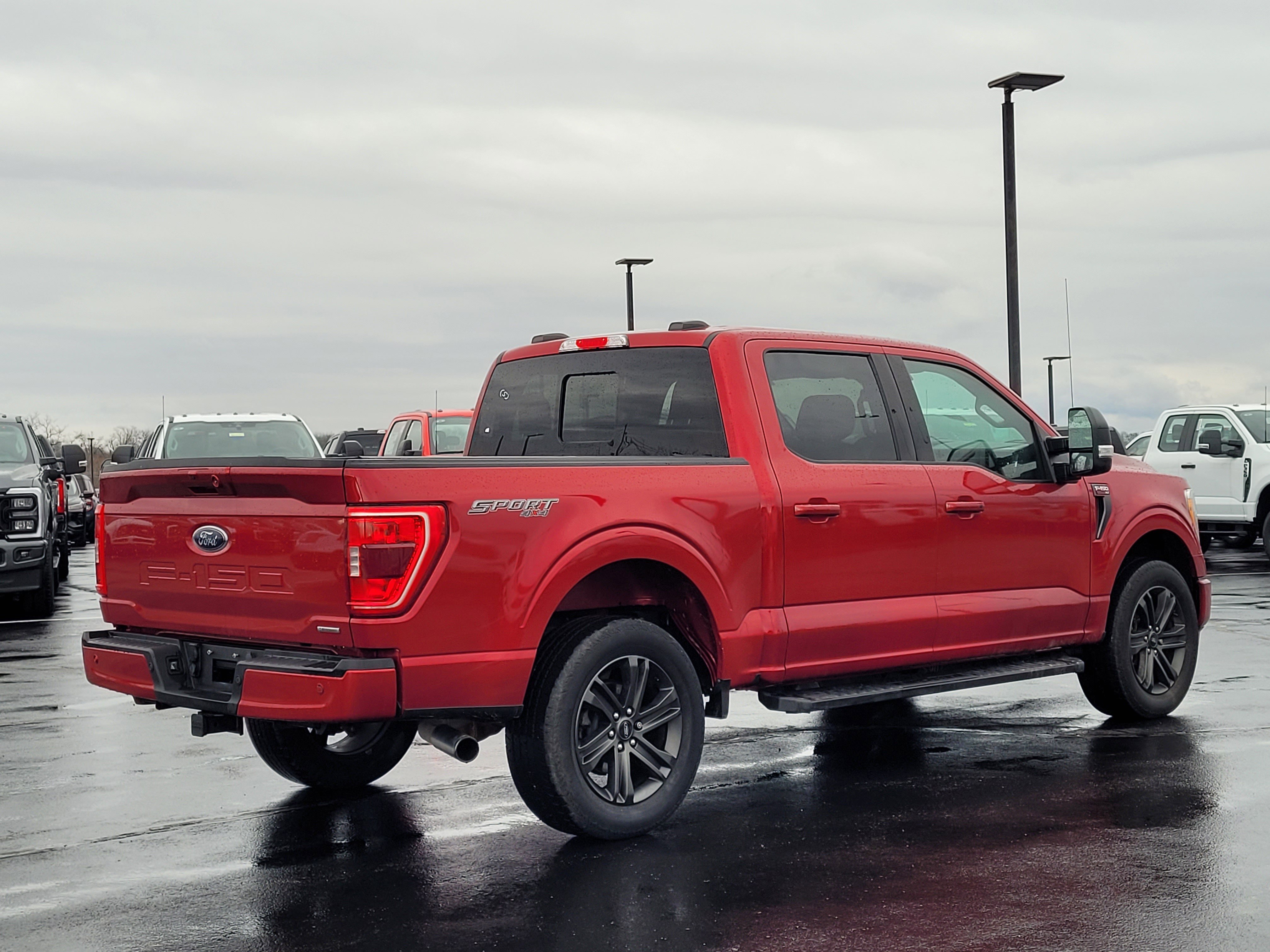 Used 2021 Ford F150 XLT w/ Equipment Group 302A High image 4