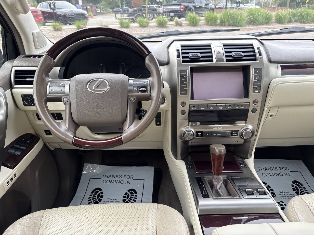Used 2014 Lexus GX 460 w/ Premium Package AWD/4WD image 35