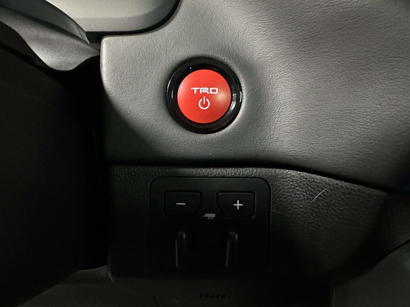 New 2025 Toyota Tundra Platinum AWD/4WD image 29