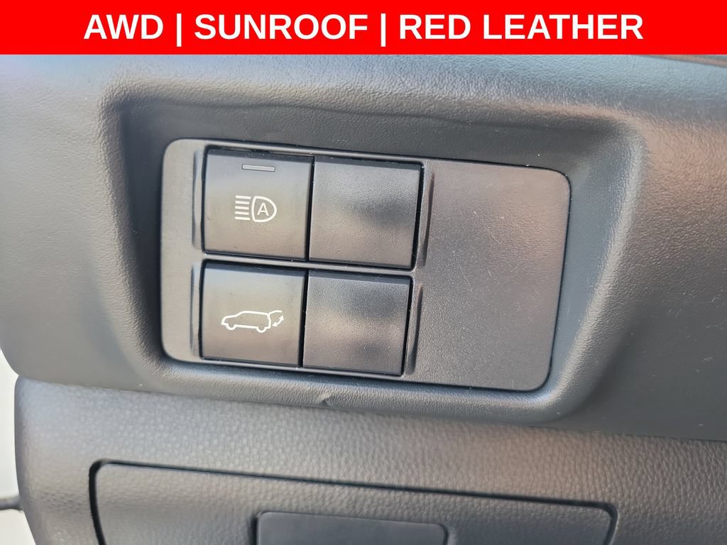 Used 2021 Toyota Highlander XSE AWD/4WD image 24