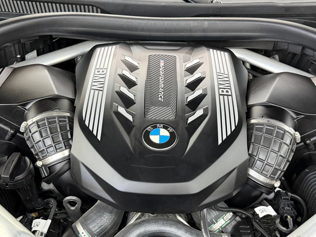 Used 2021 BMW X7 M50i AWD/4WD image 20
